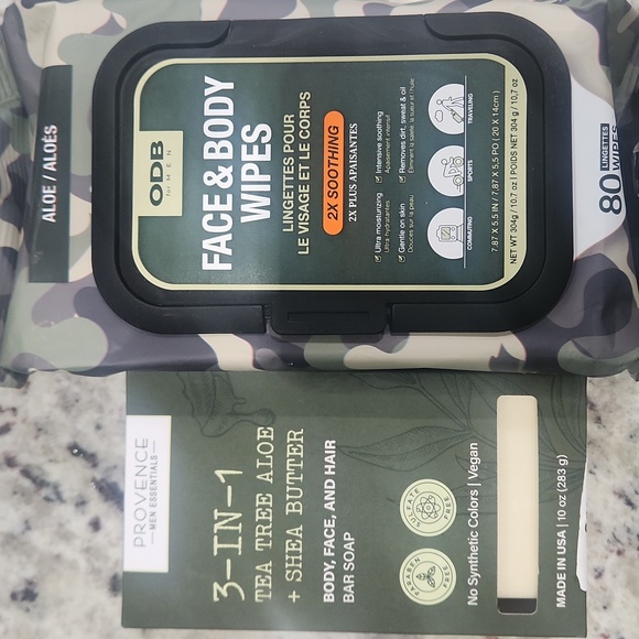 Mens Skin+Body Set Camouflage Face & Body Wipes Plus 3 In 1 Bar Soap - Picture 2 of 2